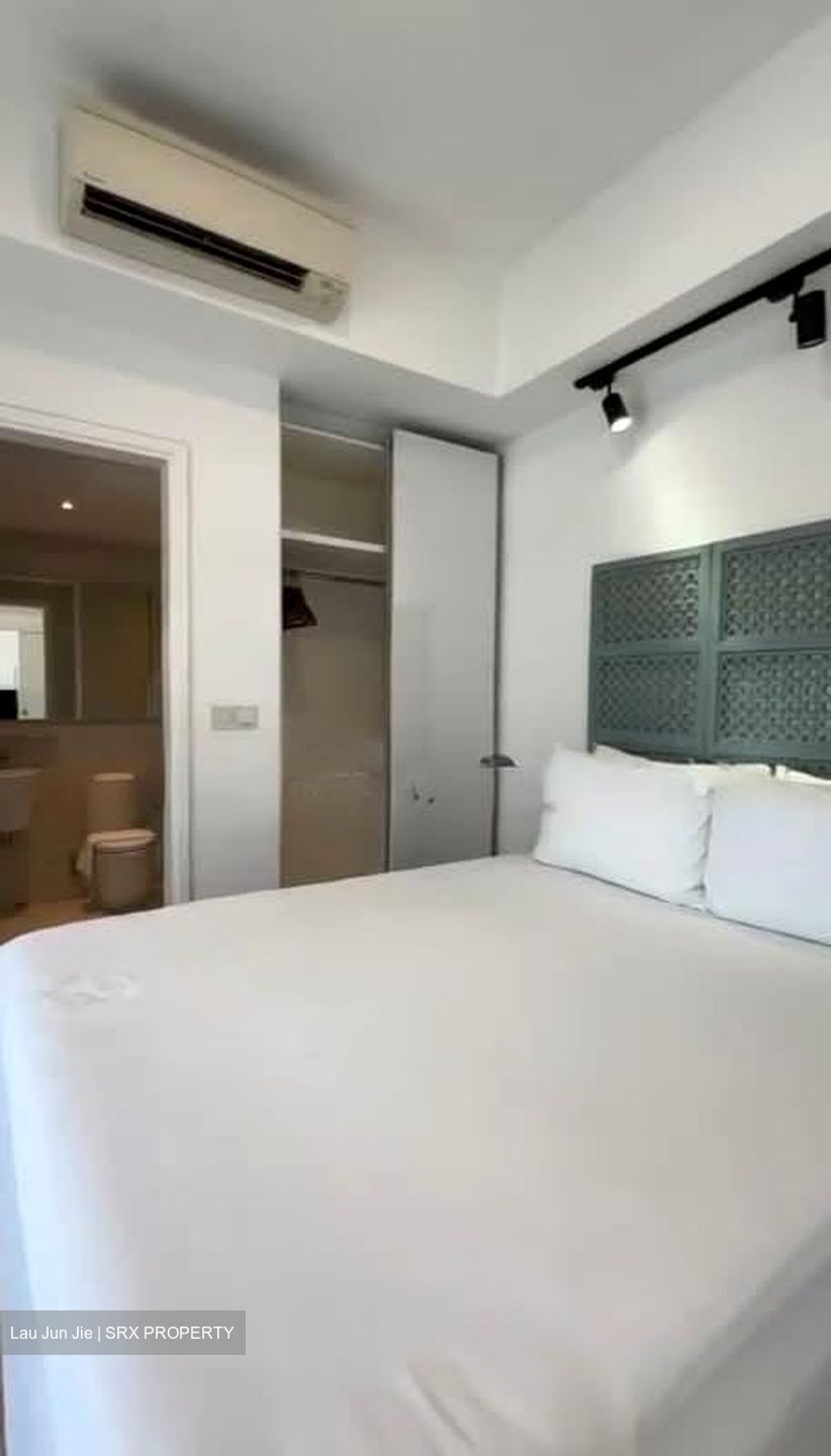 Paya Lebar Road (D14), Apartment #562259111